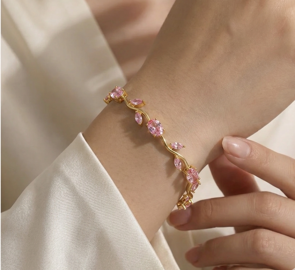 Tulip flower bracelet