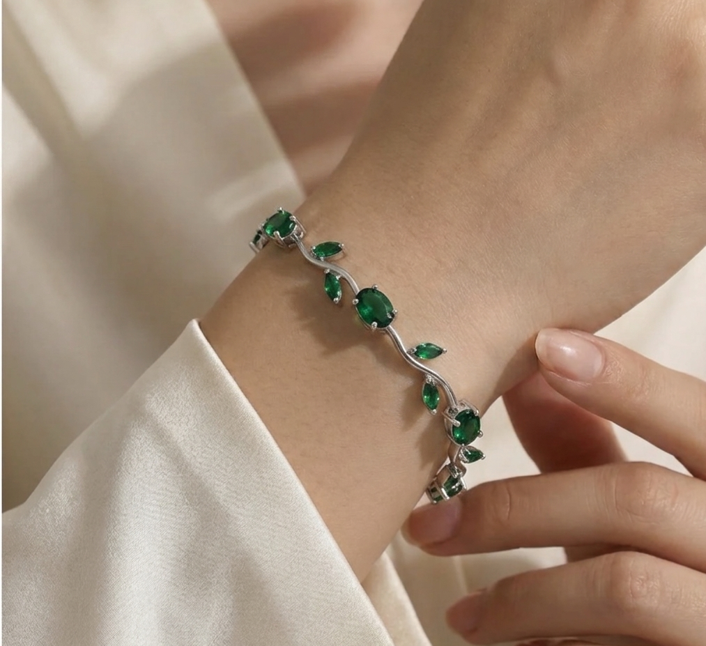 Tulip flower bracelet